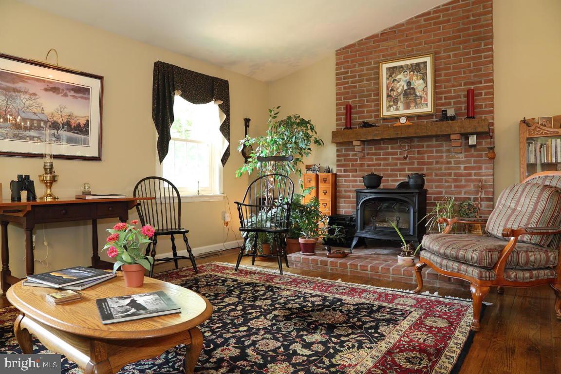 3705 East Newport Road Gordonville, PA 17529 - Photo 6 of 42