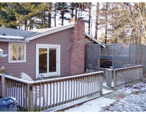 10 Richard Road Wayland, MA 01778 - Photo 5 of 7