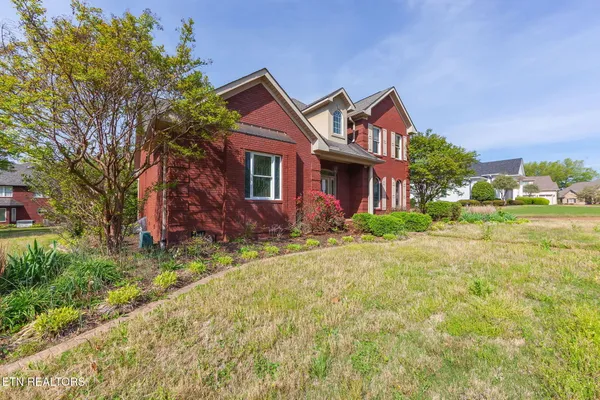 $315,000 | 172 Wyndhurst Drive, Jackson, TN 38305