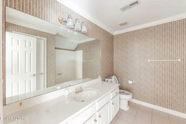 $315,000 | 172 Wyndhurst Drive, Jackson, TN 38305