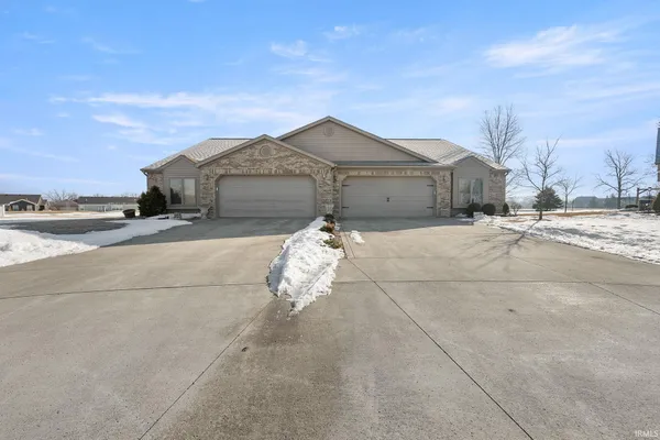 $265,000 | 1362 Champions Pointe, Decatur, IN 46733