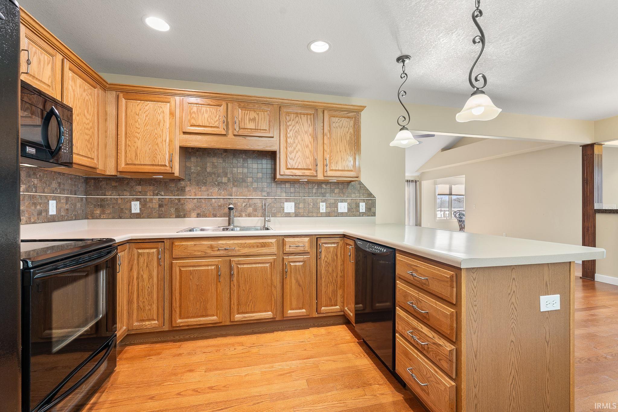 1362 Champions Pointe Decatur, IN 46733 - Photo 19 of 36