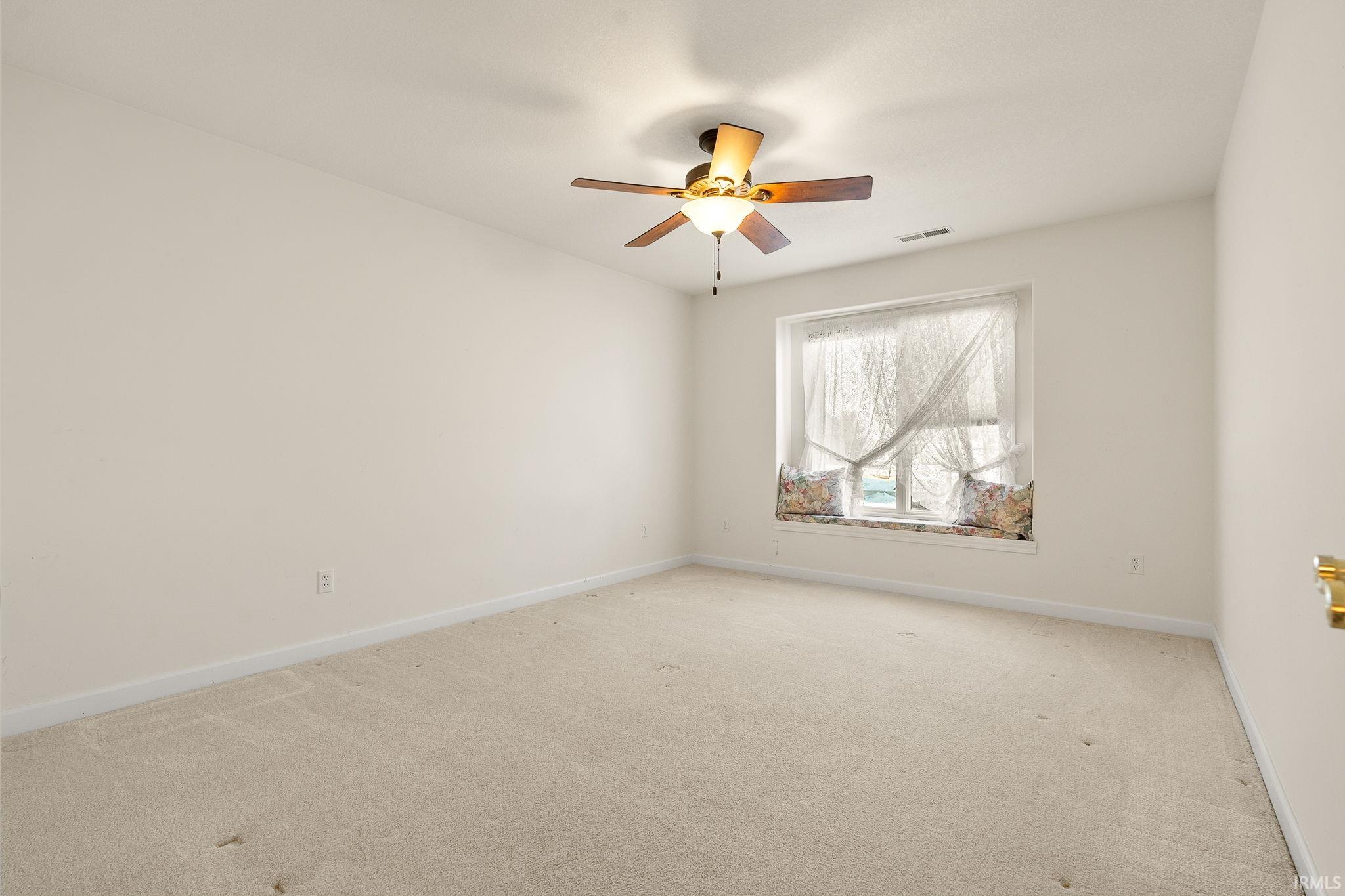 1362 Champions Pointe Decatur, IN 46733 - Photo 28 of 36