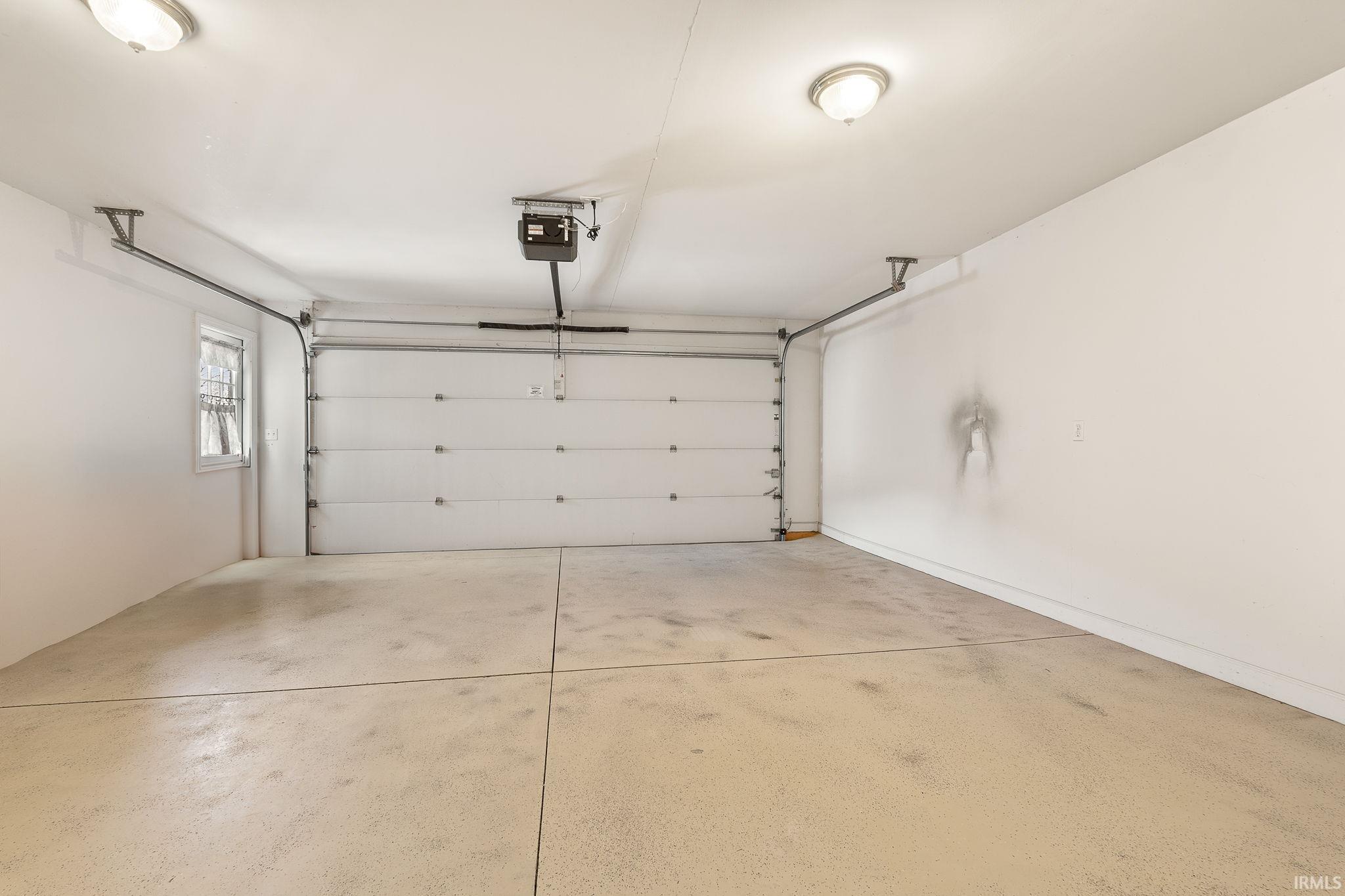 1362 Champions Pointe Decatur, IN 46733 - Photo 35 of 36