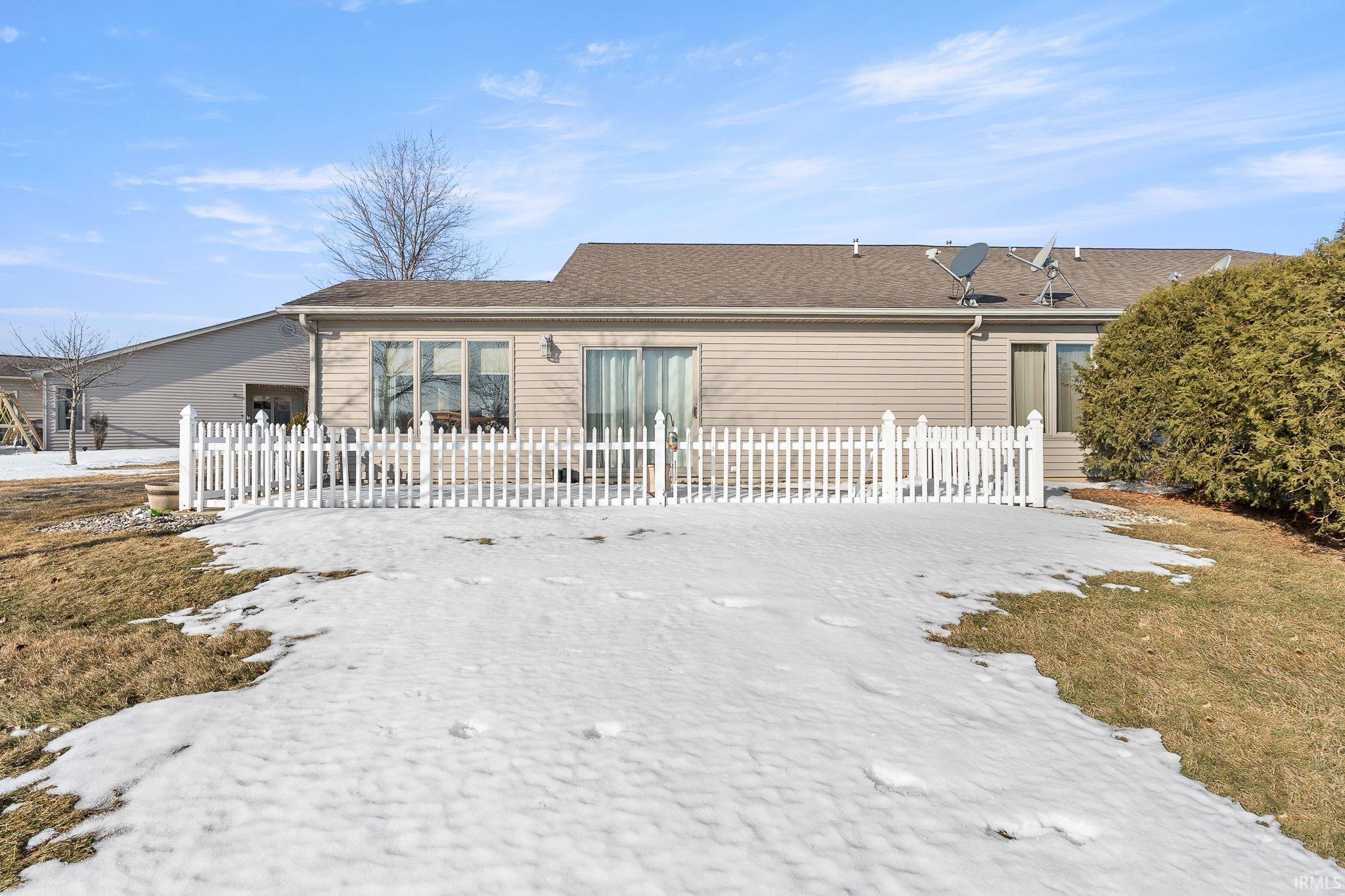 1362 Champions Pointe Decatur, IN 46733 - Photo 4 of 36