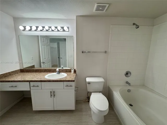 $2,399 | 11700 Southwest 2nd Street, Unit 13101, Pembroke Pines, FL 33025