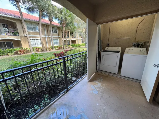 $2,399 | 11700 Southwest 2nd Street, Unit 13101, Pembroke Pines, FL 33025