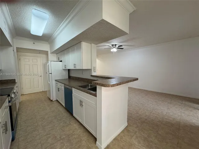 $2,399 | 11700 Southwest 2nd Street, Unit 13101, Pembroke Pines, FL 33025