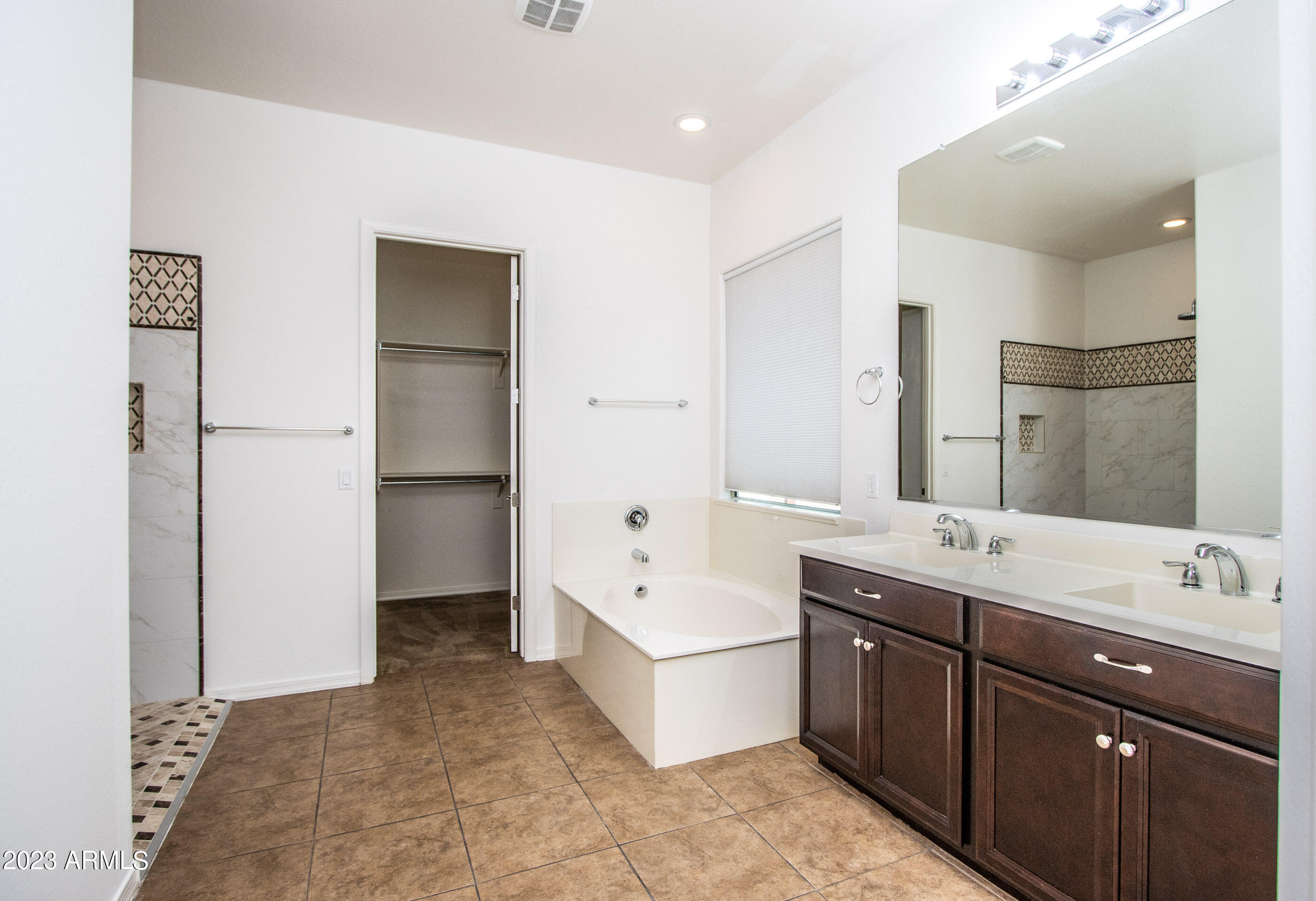 14359 West Coronado Road Goodyear, AZ 85395 - Photo 29 of 38 Coronado Rd-27