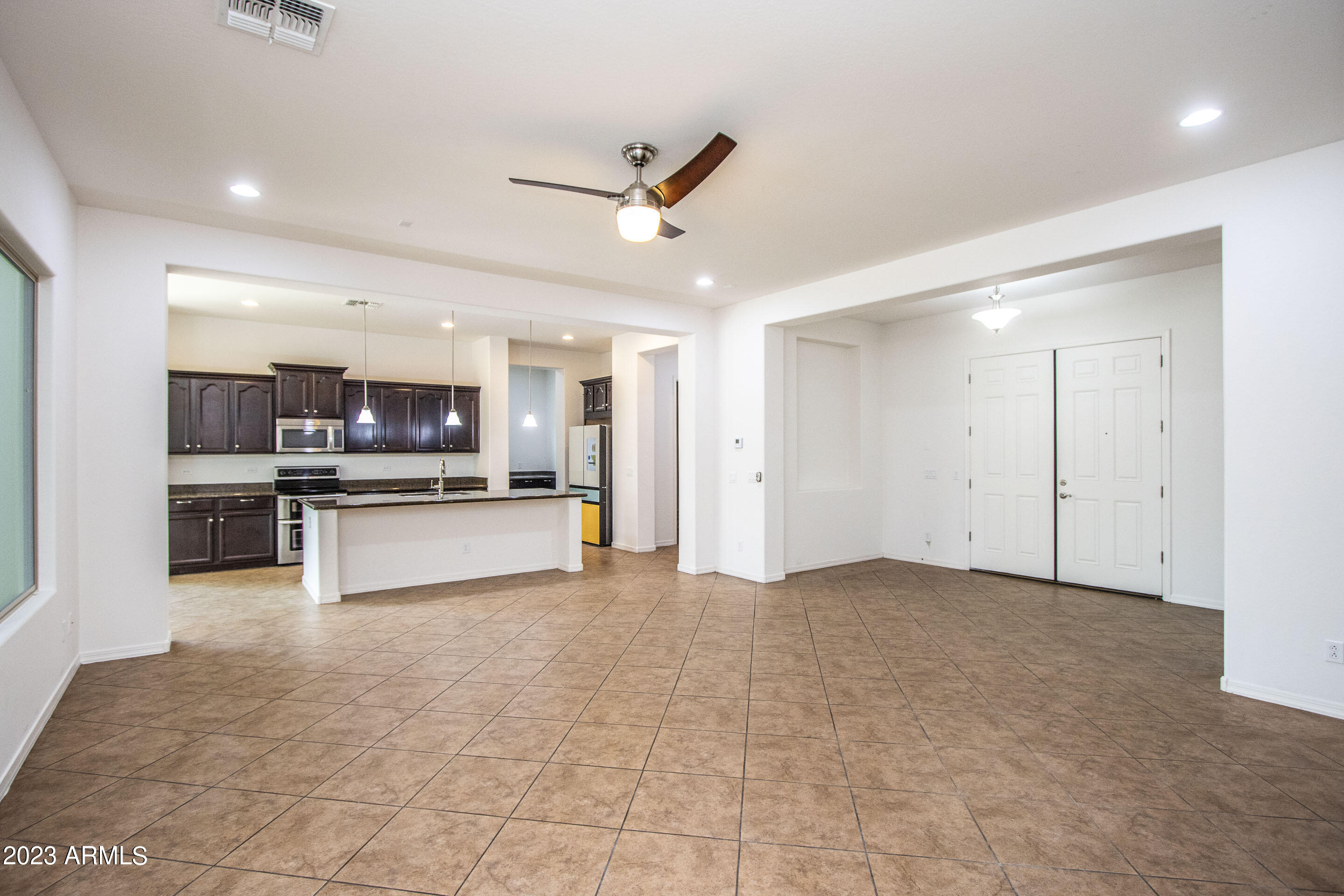 14359 West Coronado Road Goodyear, AZ 85395 - Photo 9 of 38 Coronado Rd-7