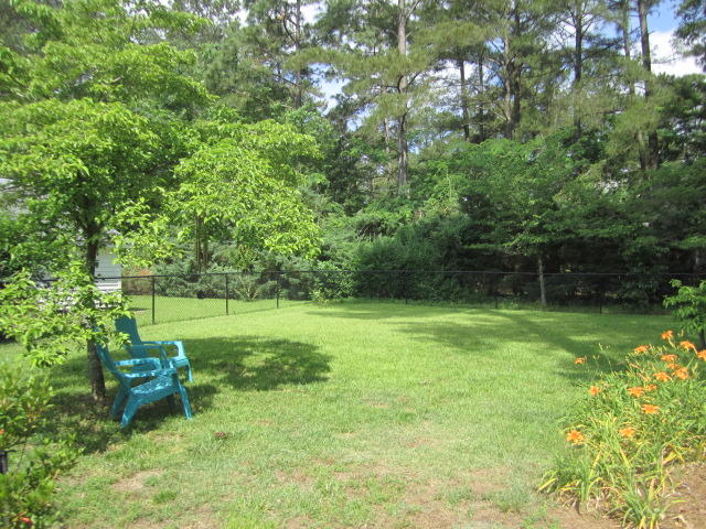 207 Pine Ridge Drive Whispering Pines, NC 28327 - Photo 5 of 25 IMG_1626