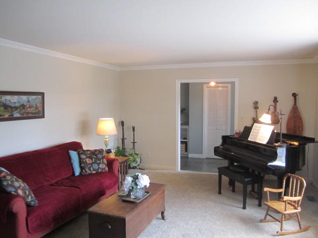 207 Pine Ridge Drive Whispering Pines, NC 28327 - Photo 7 of 25 IMG_1590