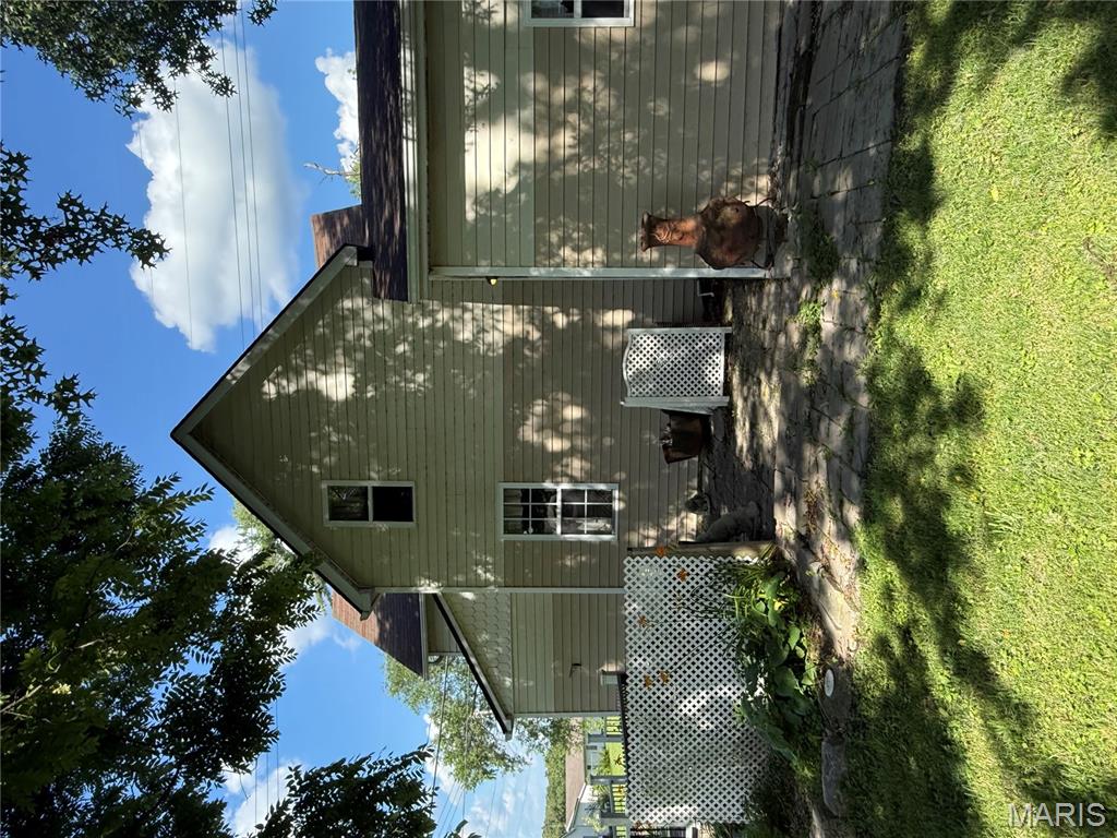 32 4th Street Gerald, MO 63037 - Photo 2 of 31