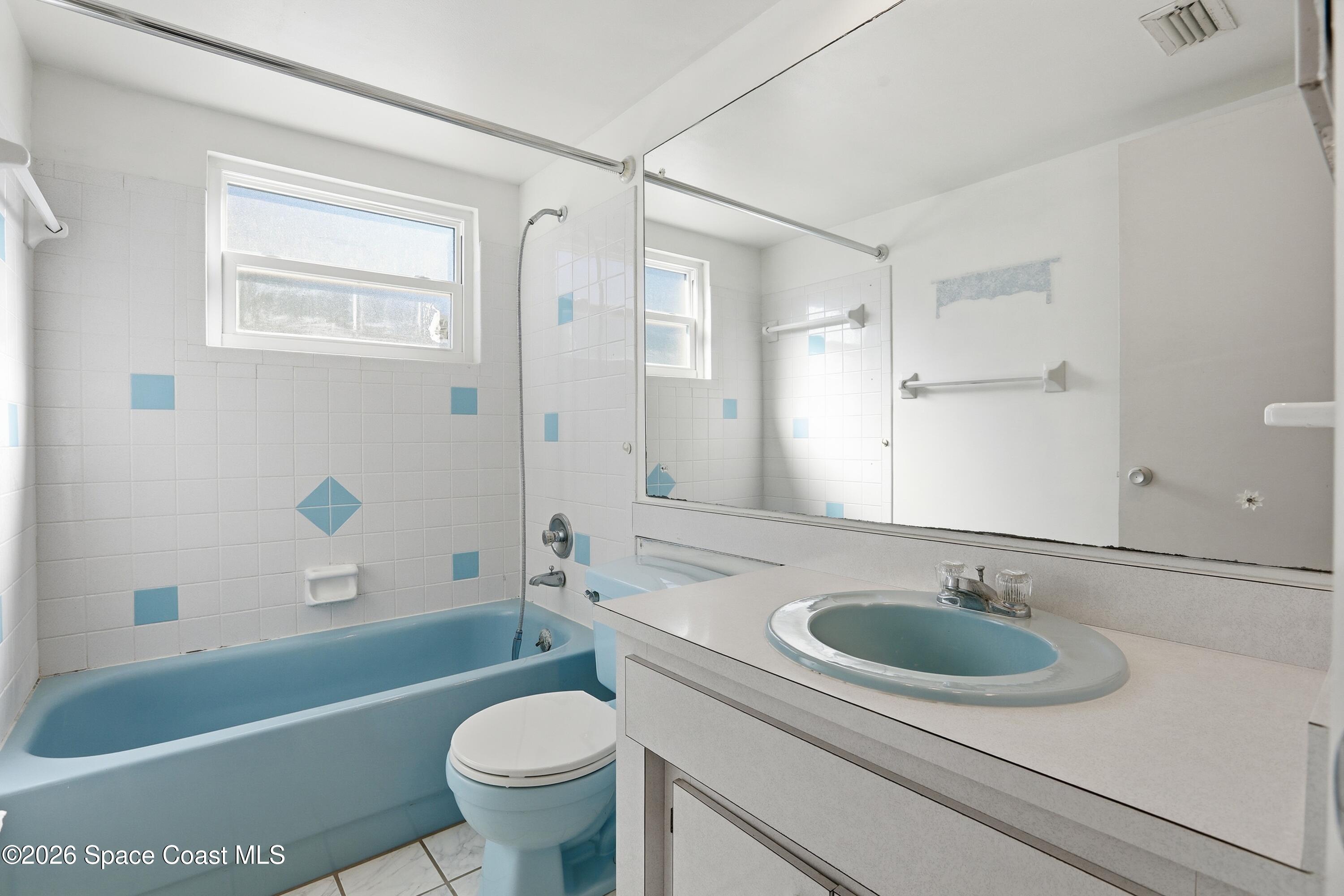 875 Kings Post Road Rockledge, FL 32955 - Photo 17 of 27 2nd Bathroom