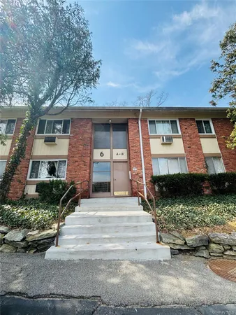 $255,000 | 6 Rolling Way, Unit 6D, Peekskill, NY 10566