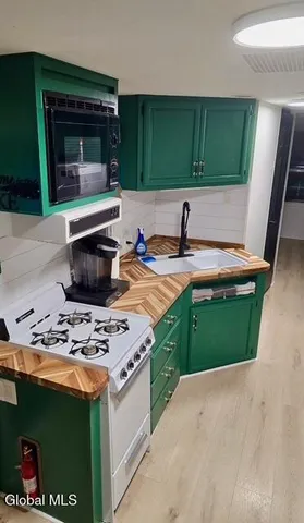 $199,900 | 135 Pike Street, Broadalbin, NY 12025