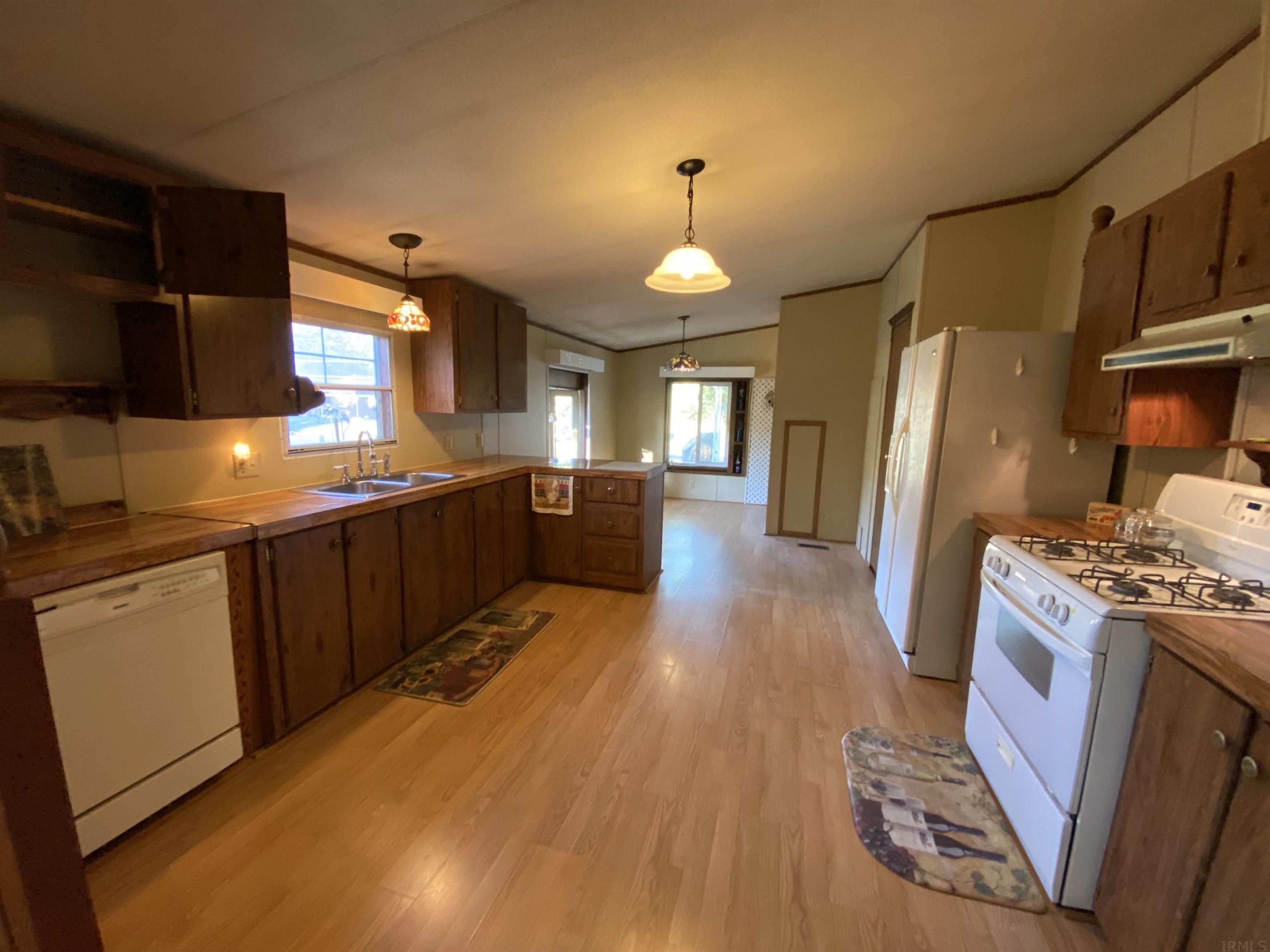 19 Carpenter Drive Mitchell, IN 47446 - Photo 13 of 36