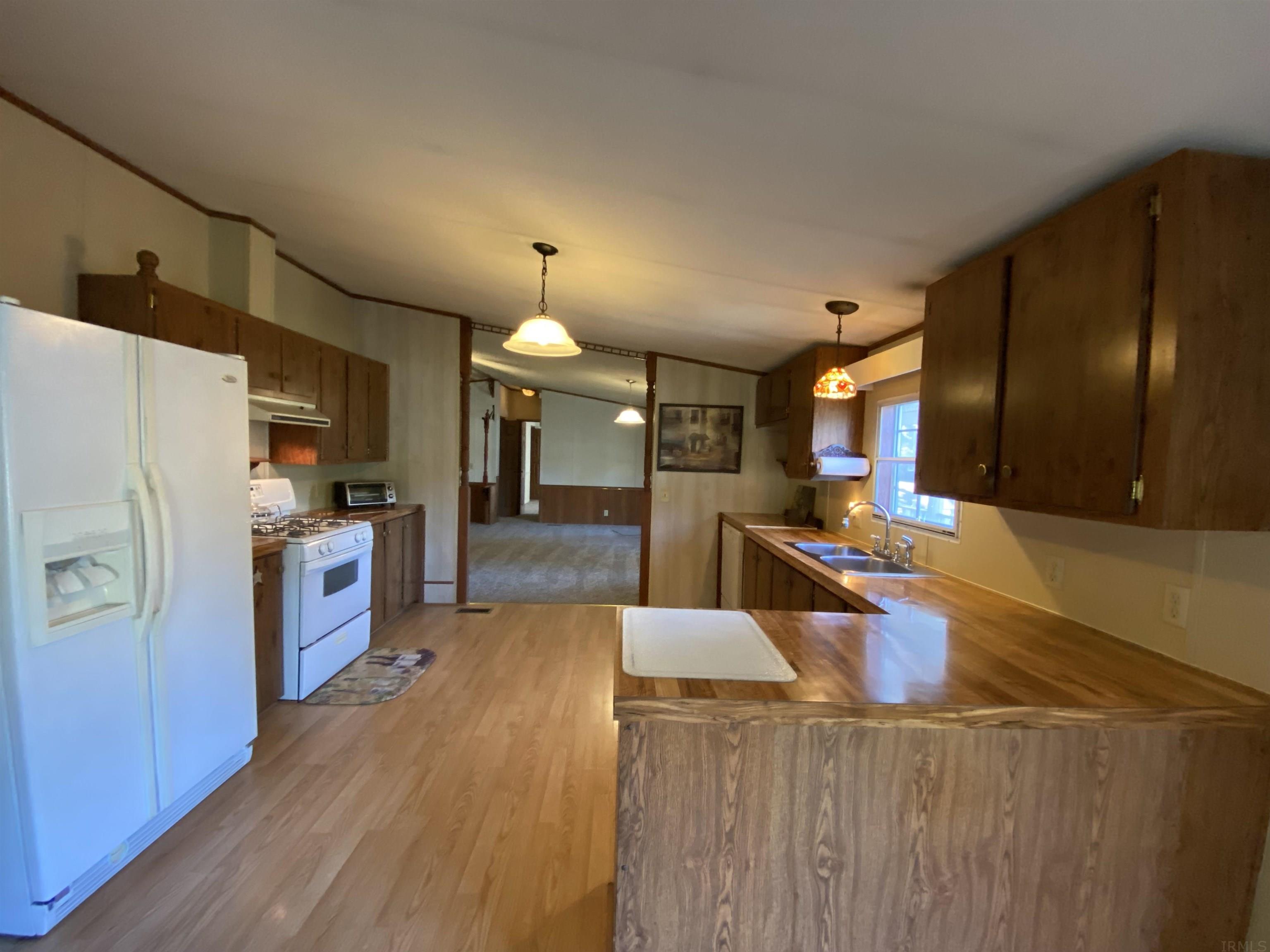 19 Carpenter Drive Mitchell, IN 47446 - Photo 17 of 36