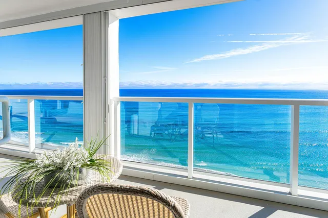 $1,650,000 | 2800 South Ocean Boulevard, Unit LPHC, Boca Raton, FL 33432