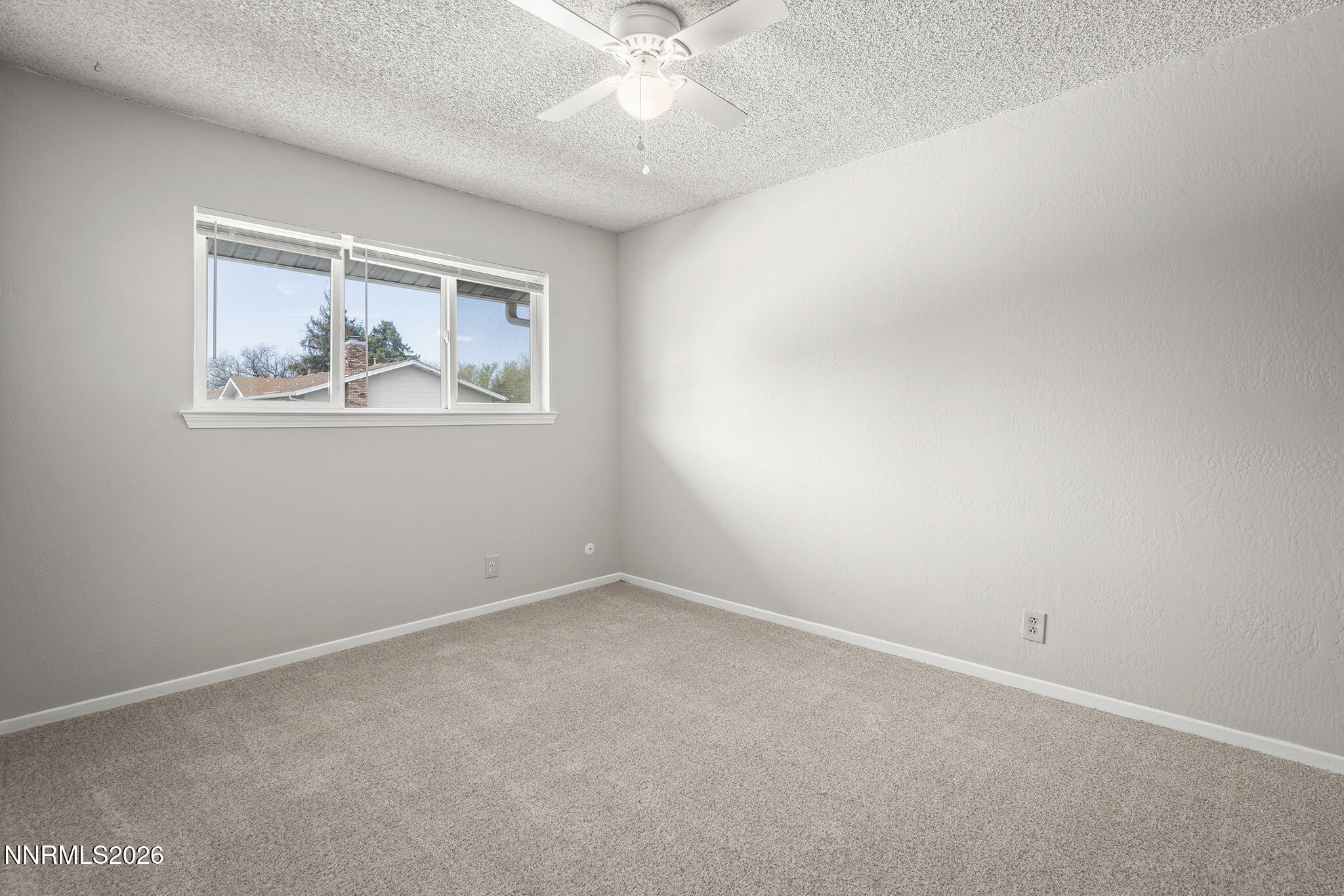 28 Smithridge Park Reno, NV 89502 - Photo 8 of 13 10-web-or-mls-A7401574