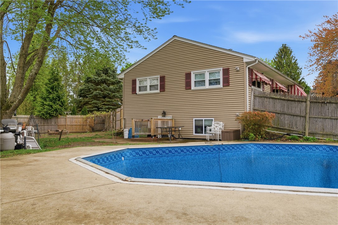 107 Irene Boulevard Woonsocket, RI 02895 - Photo 15 of 21