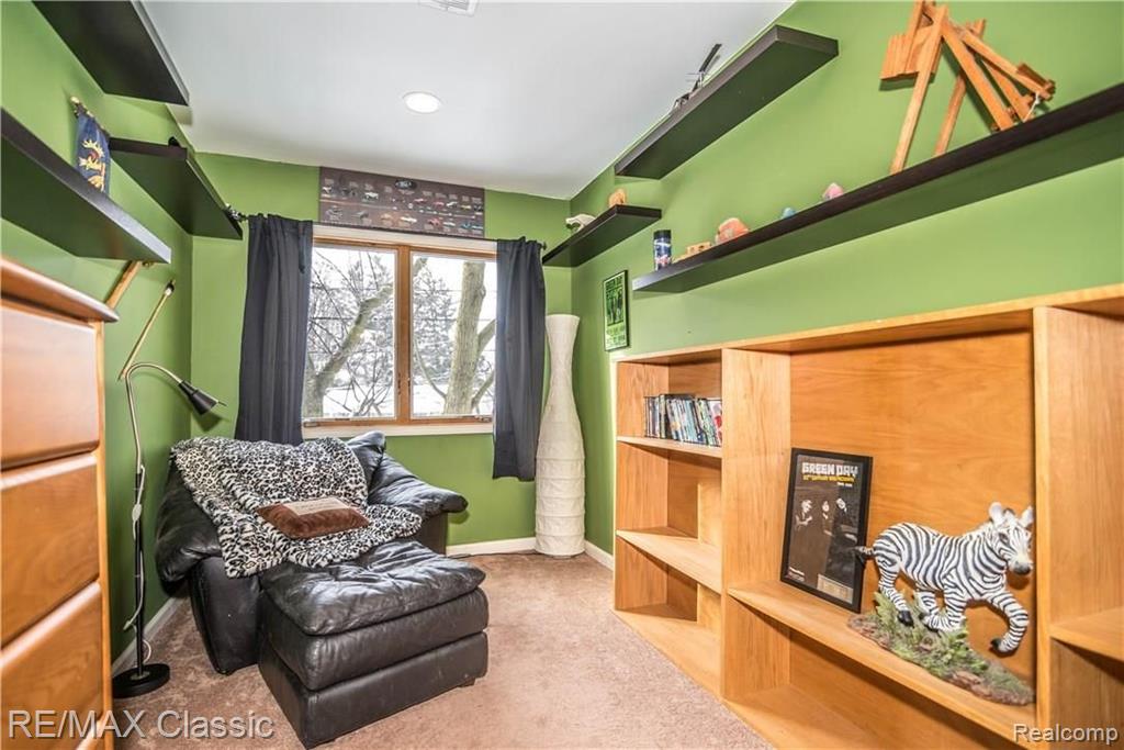 18510 Ridge Road Northville, MI 48168 - Photo 52 of 55