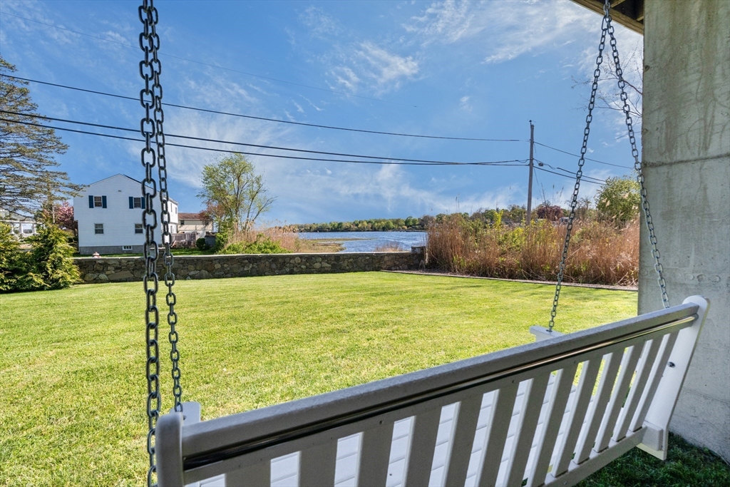 517 Pearse Road Swansea, MA 02777 - Photo 30 of 42 Gallery Image 30
