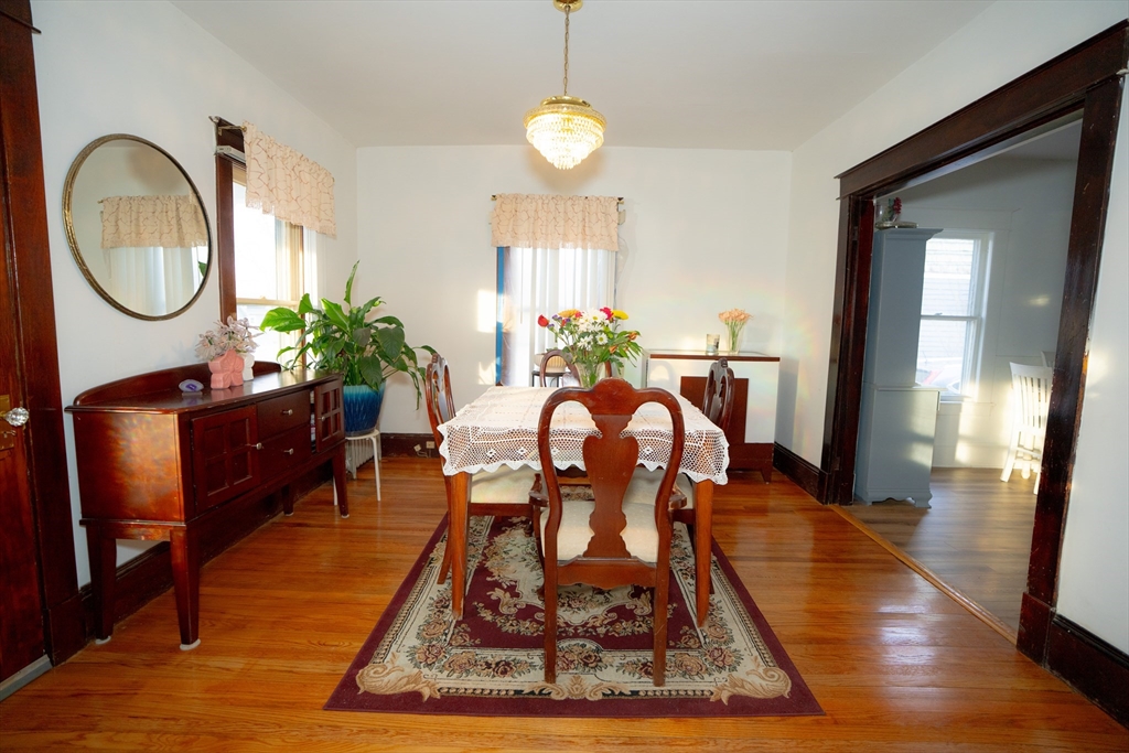 23 Wildermere Street Chicopee, MA 01020 - Photo 8 of 31