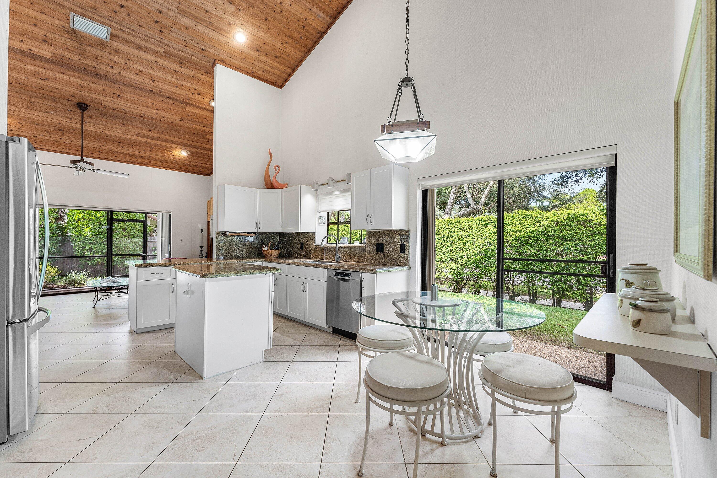 4299 Northwest 26th Avenue Boca Raton, FL 33434 - Photo 13 of 46 016-4299Northwest26thAvenue-BocaRaton-FL