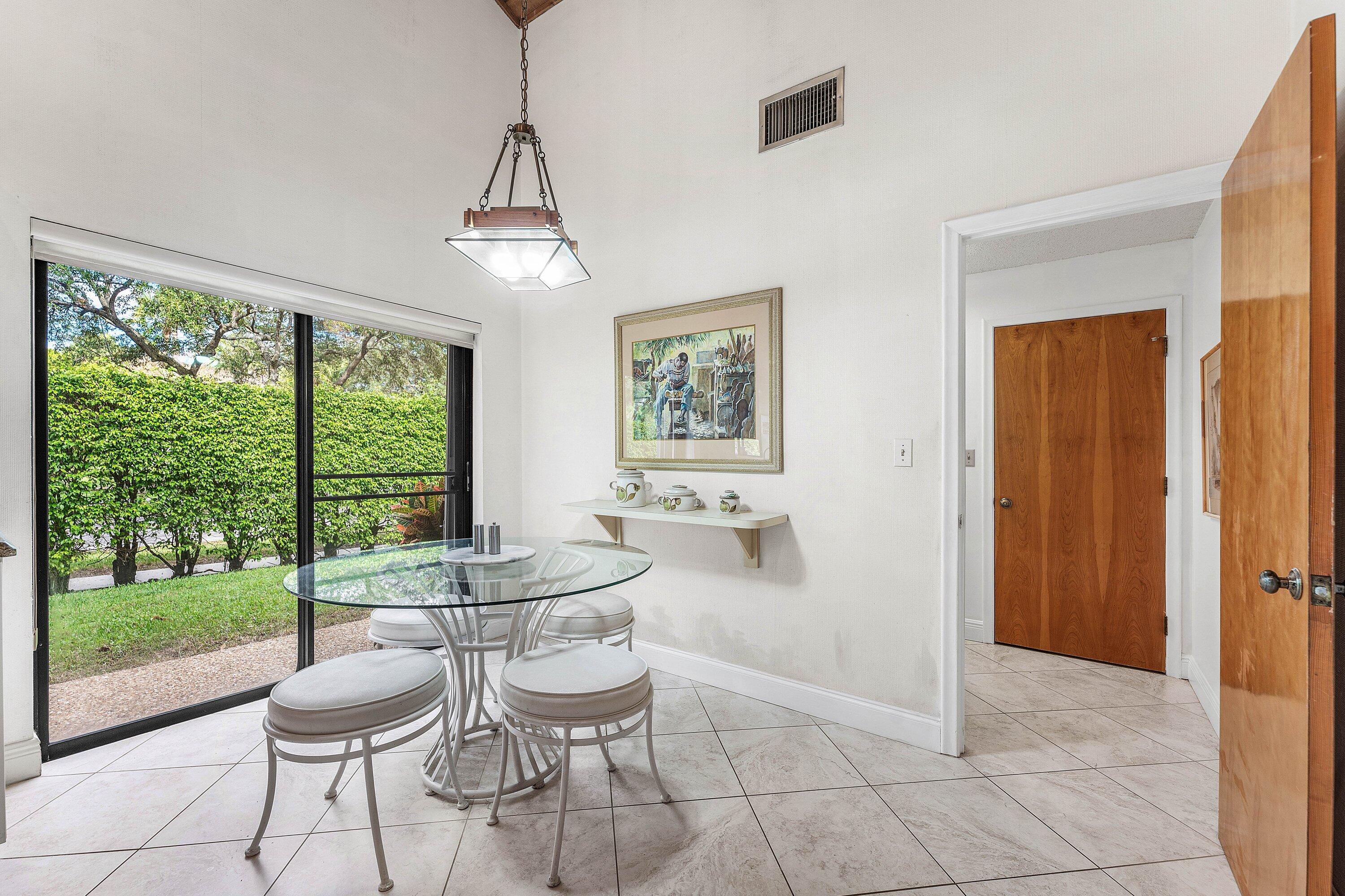 4299 Northwest 26th Avenue Boca Raton, FL 33434 - Photo 14 of 46 017-4299Northwest26thAvenue-BocaRaton-FL