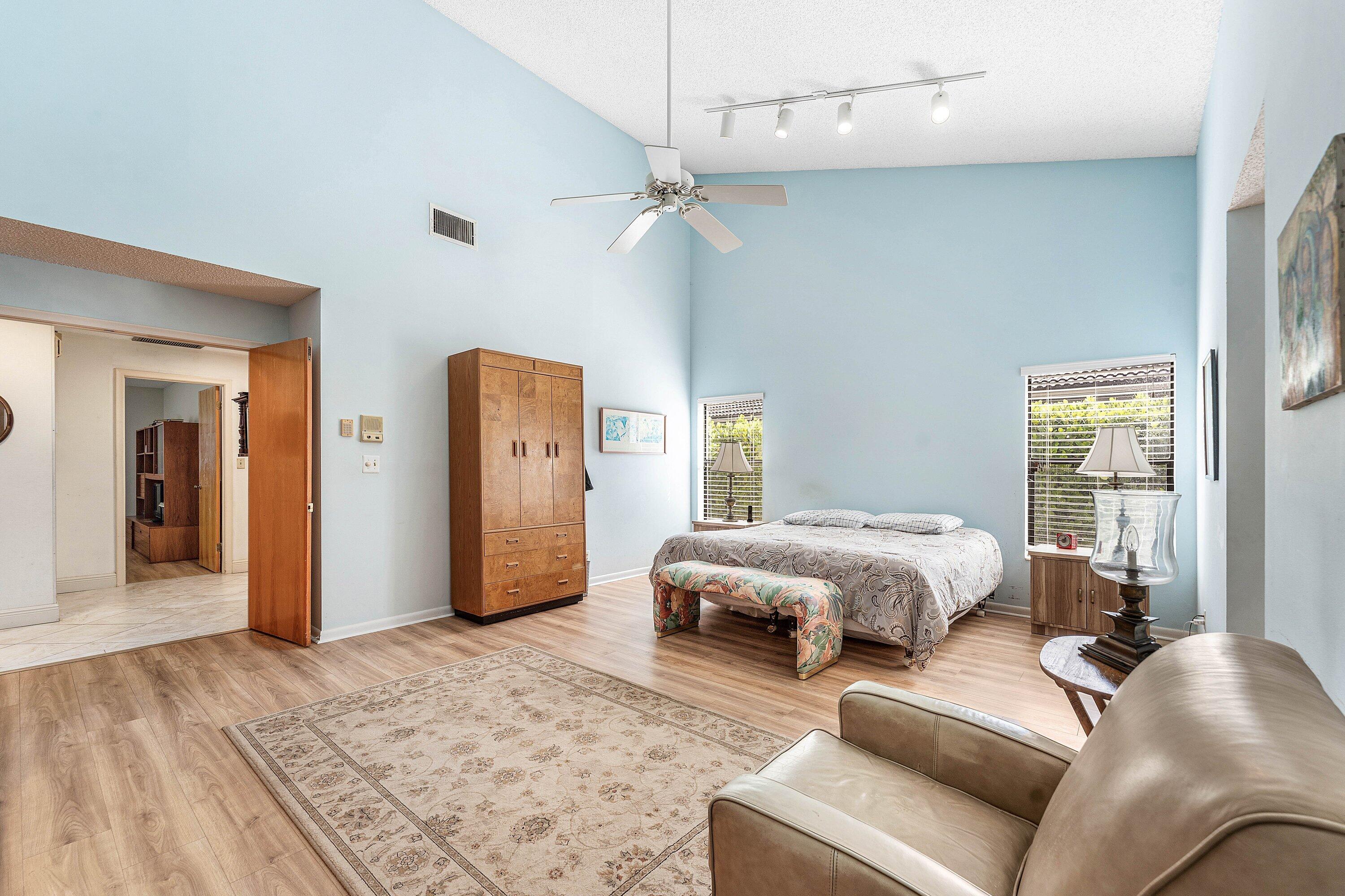 4299 Northwest 26th Avenue Boca Raton, FL 33434 - Photo 16 of 46 026-4299Northwest26thAvenue-BocaRaton-FL