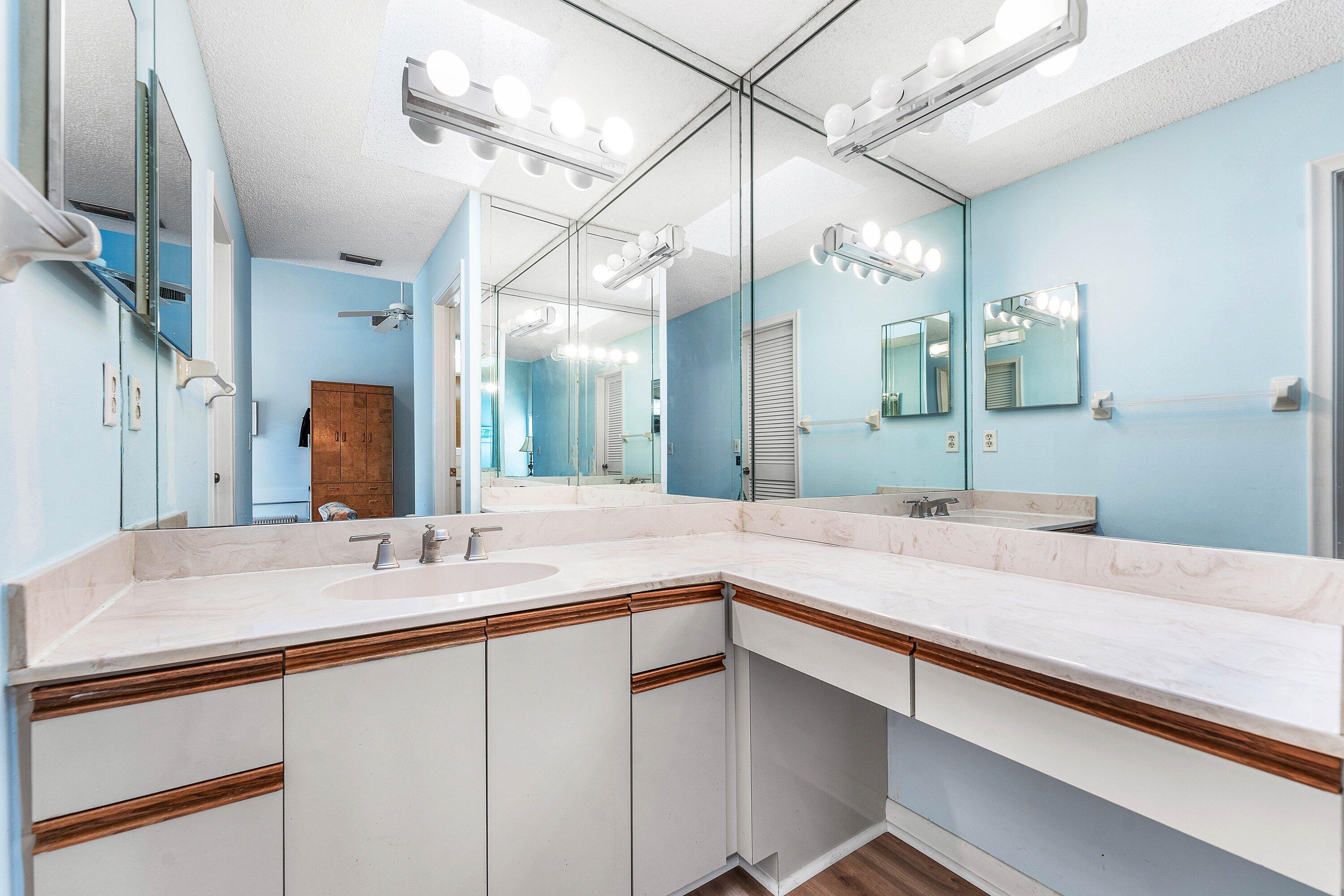 4299 Northwest 26th Avenue Boca Raton, FL 33434 - Photo 21 of 46 028-4299Northwest26thAvenue-BocaRaton-FL