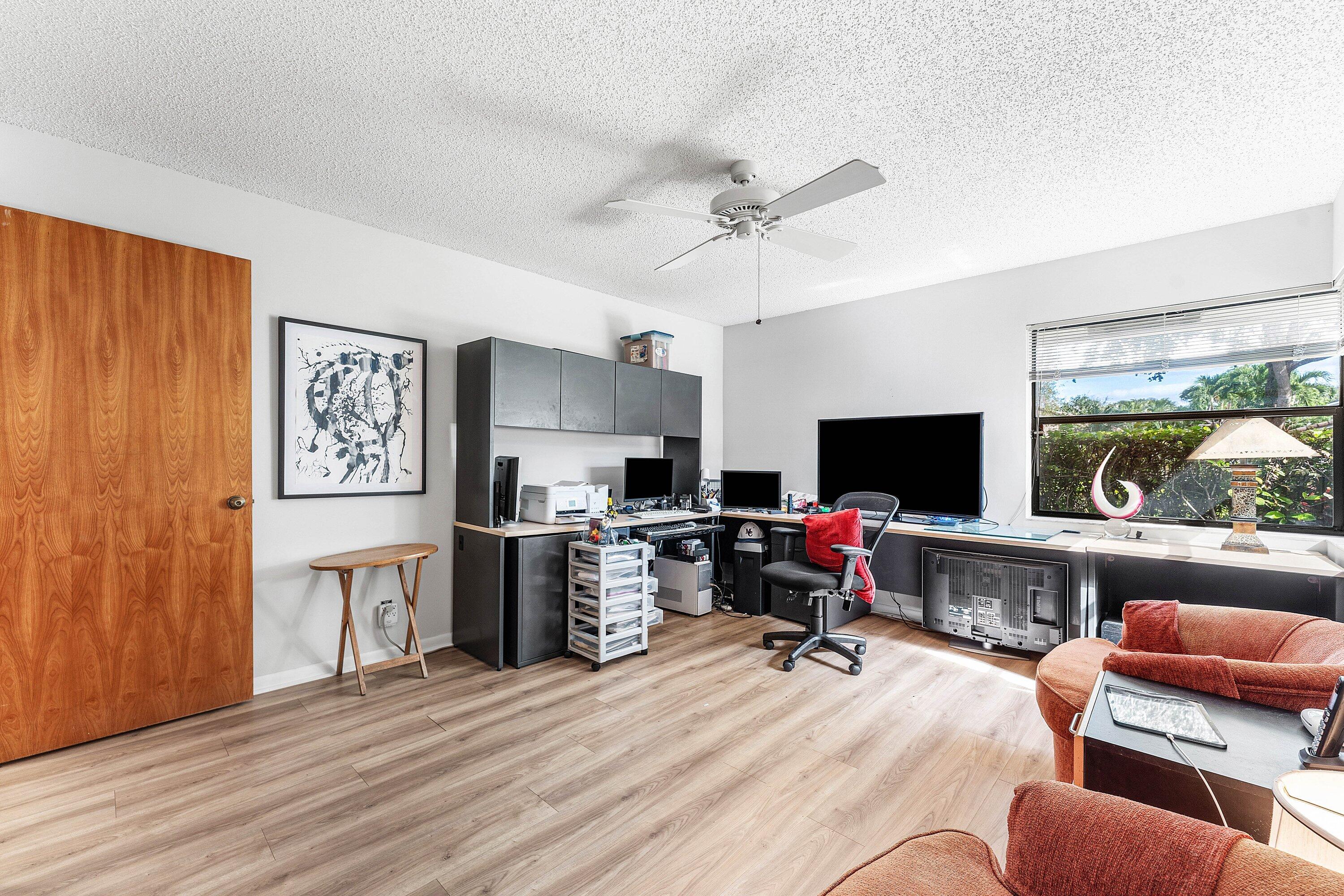 4299 Northwest 26th Avenue Boca Raton, FL 33434 - Photo 22 of 46 032-4299Northwest26thAvenue-BocaRaton-FL