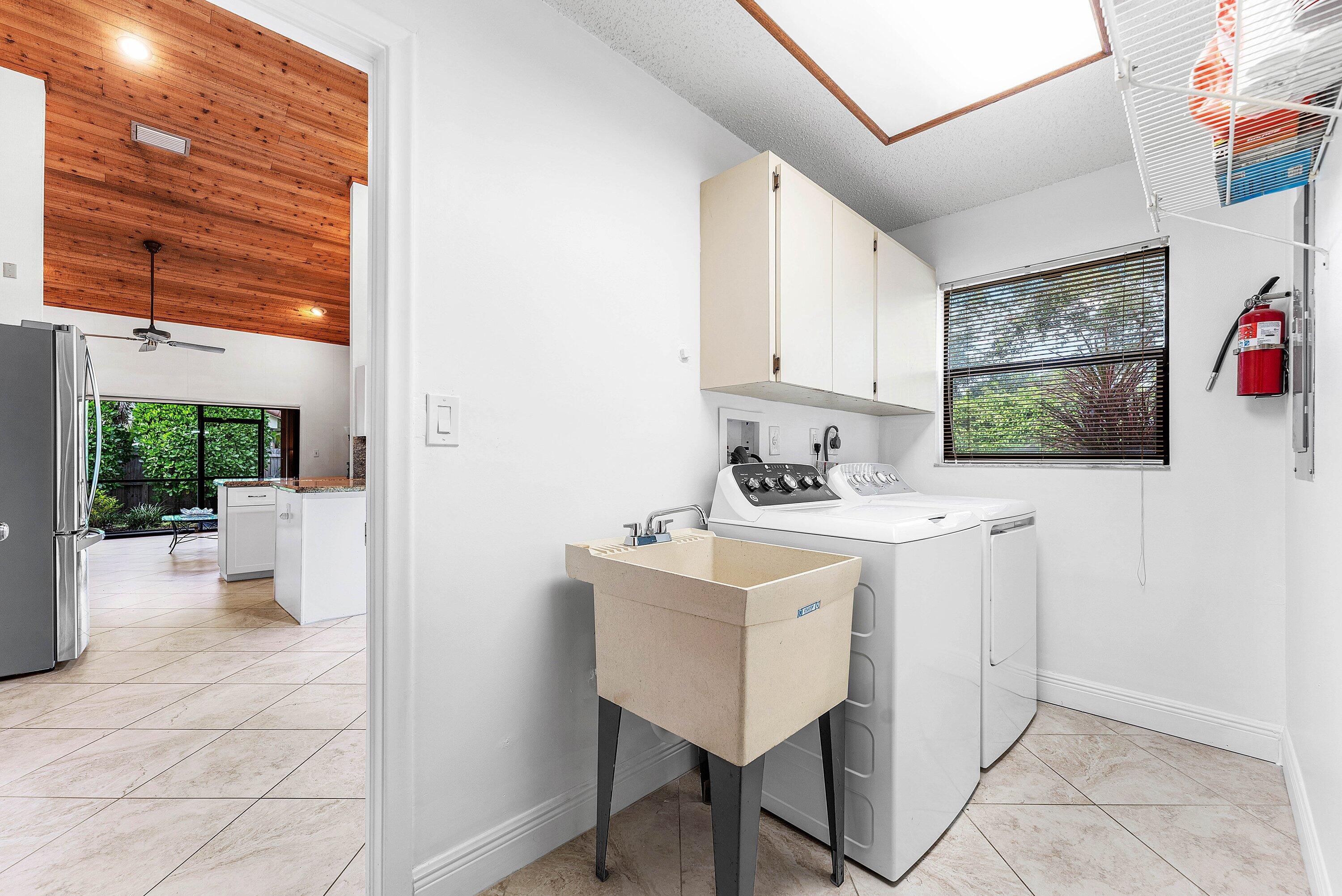 4299 Northwest 26th Avenue Boca Raton, FL 33434 - Photo 25 of 46 020-4299Northwest26thAvenue-BocaRaton-FL