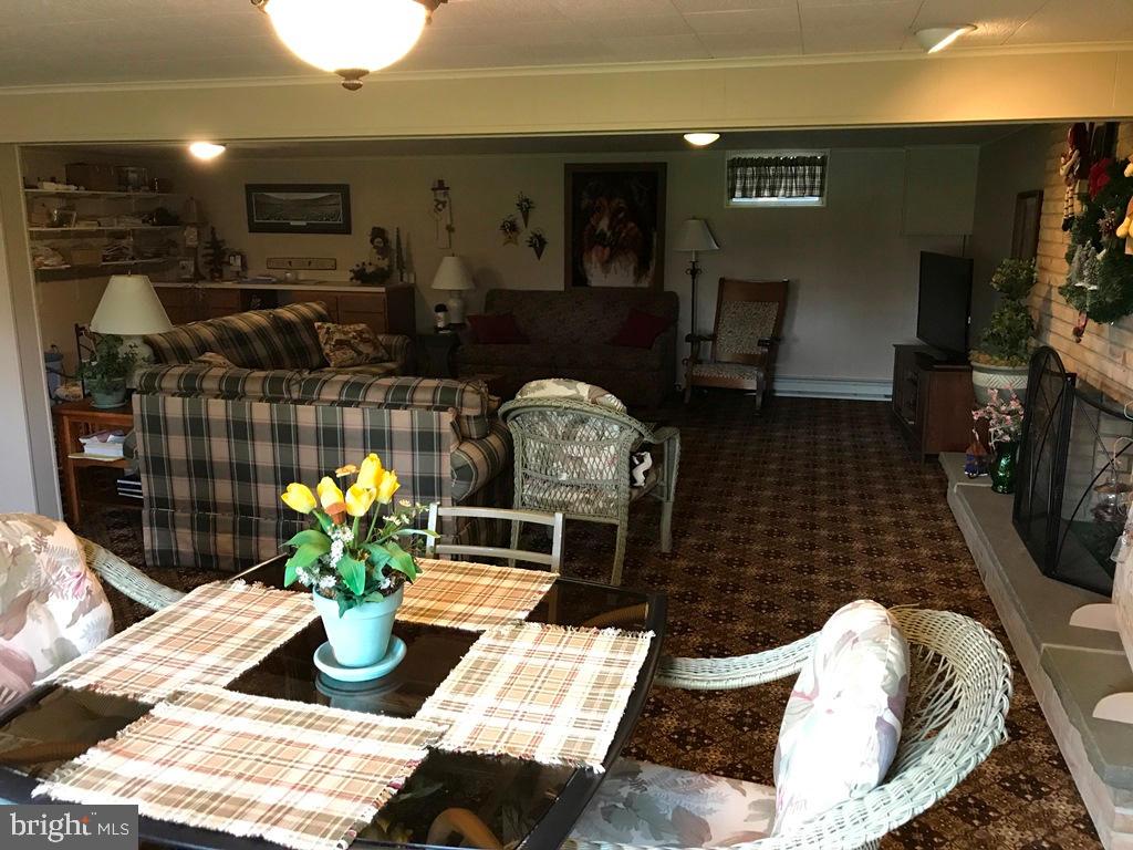 2090 Jarvis Road Lancaster, PA 17601 - Photo 11 of 27 Gallery Image 11
