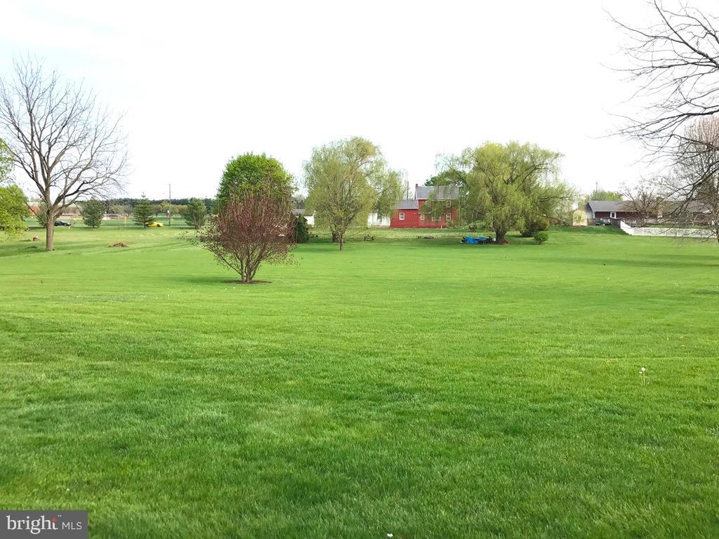 2090 Jarvis Road Lancaster, PA 17601 - Photo 22 of 27 Gallery Image 22