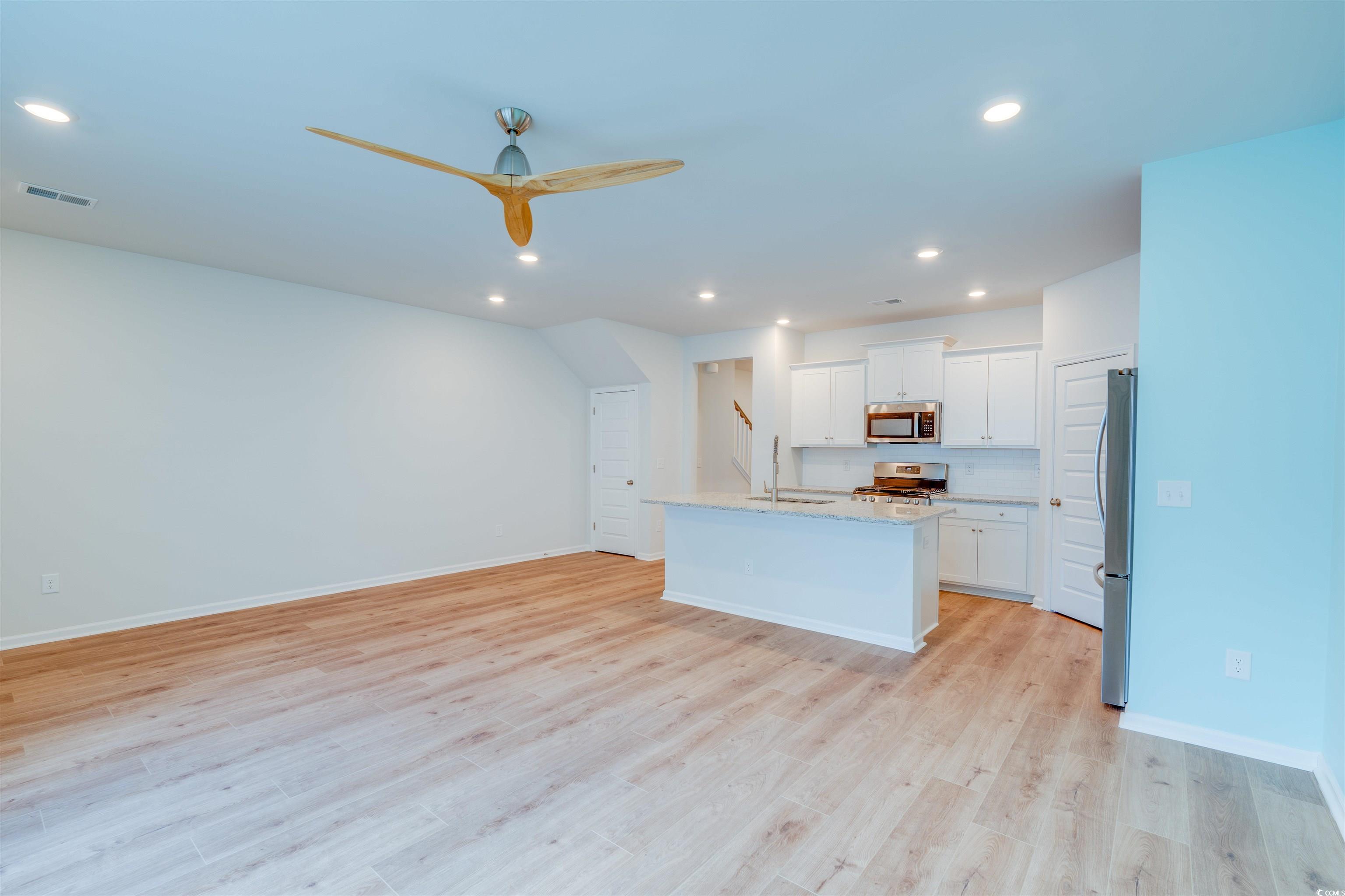 5451 Knobcone Court, Unit E Myrtle Beach, SC 29577 - Photo 5 of 40