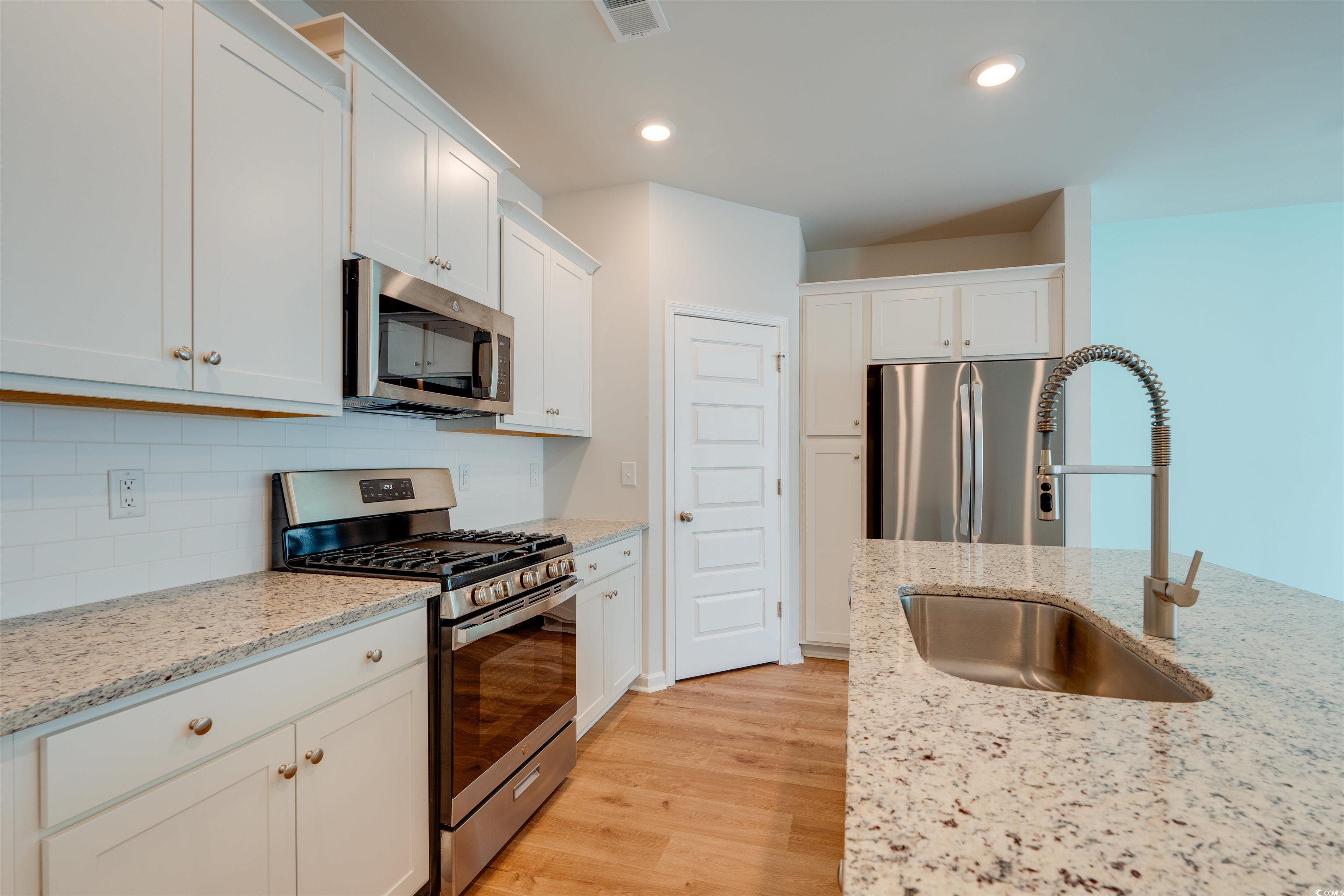 5451 Knobcone Court, Unit E Myrtle Beach, SC 29577 - Photo 6 of 40