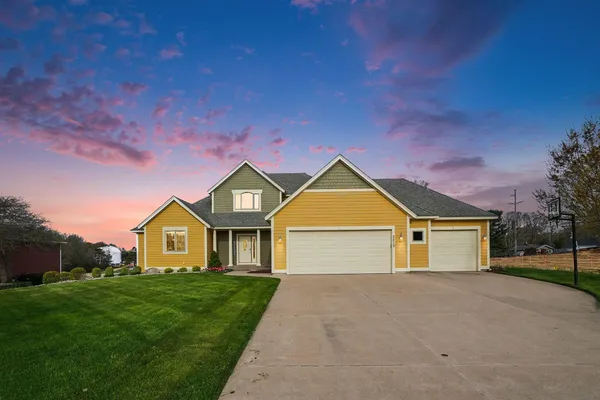 $825,000 | 2213 North Bristol Street, Holland, MI 49424