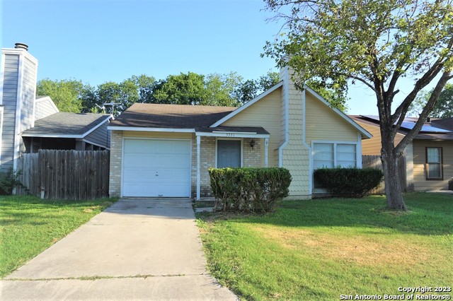 5531 Rangeland San Antonio, TX 78247 - Photo 2 of 19