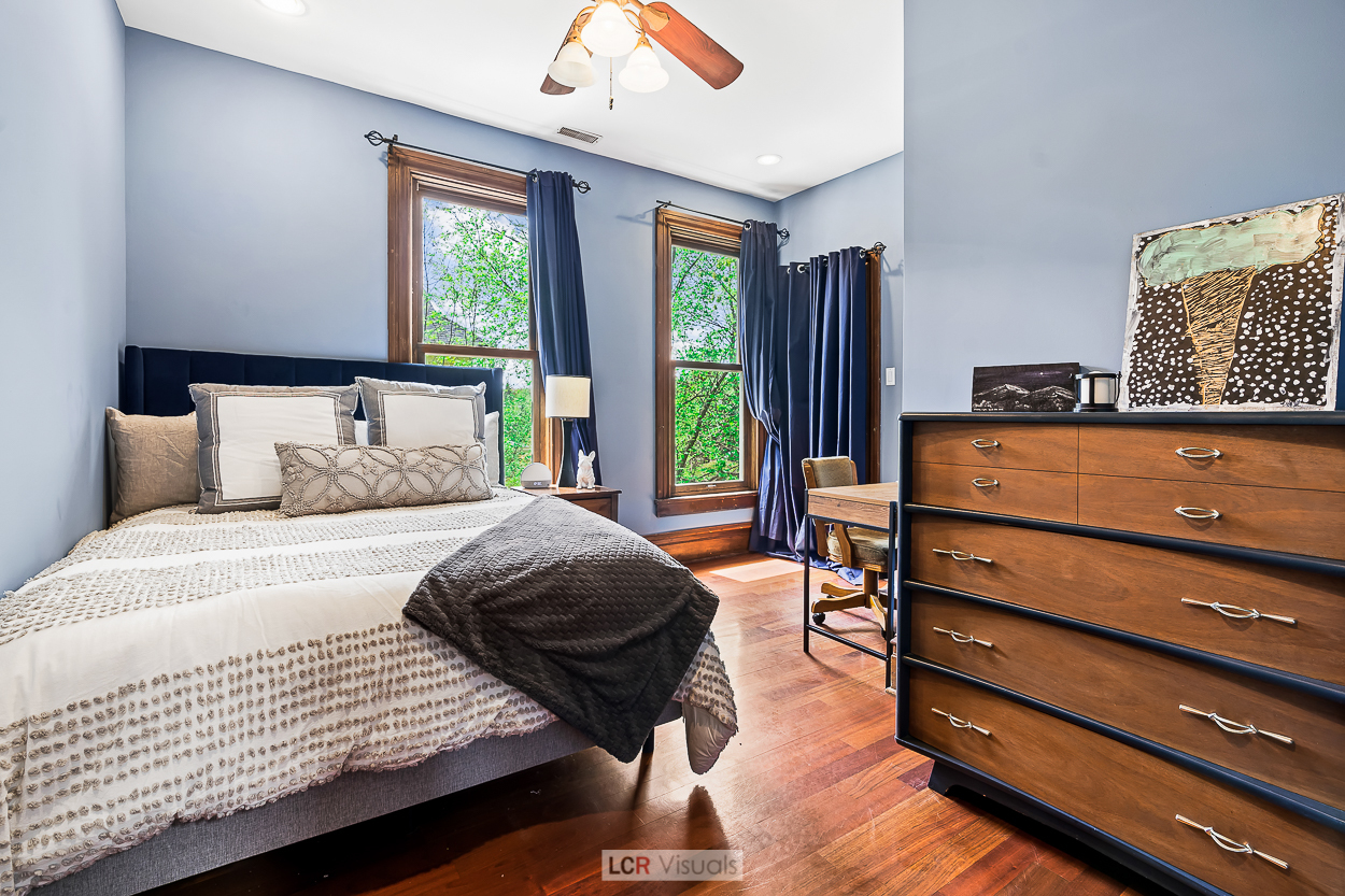 115 Wesley Avenue Oak Park, IL 60302 - Photo 19 of 36