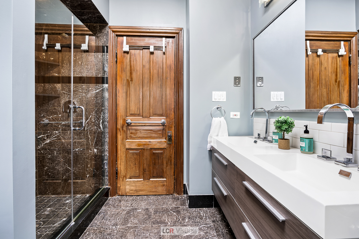 115 Wesley Avenue Oak Park, IL 60302 - Photo 21 of 36