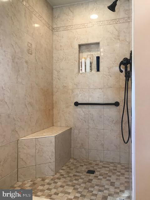 206 Cove Road Queenstown, MD 21658 - Photo 20 of 29 Updated Master Bath