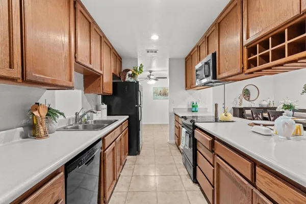 $580,000 | 2640 Lincoln Boulevard, Tracy, CA 95376