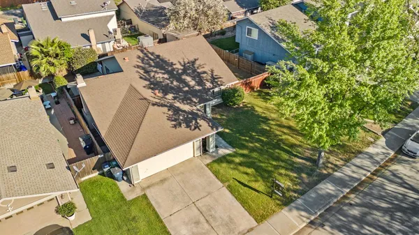 $580,000 | 2640 Lincoln Boulevard, Tracy, CA 95376