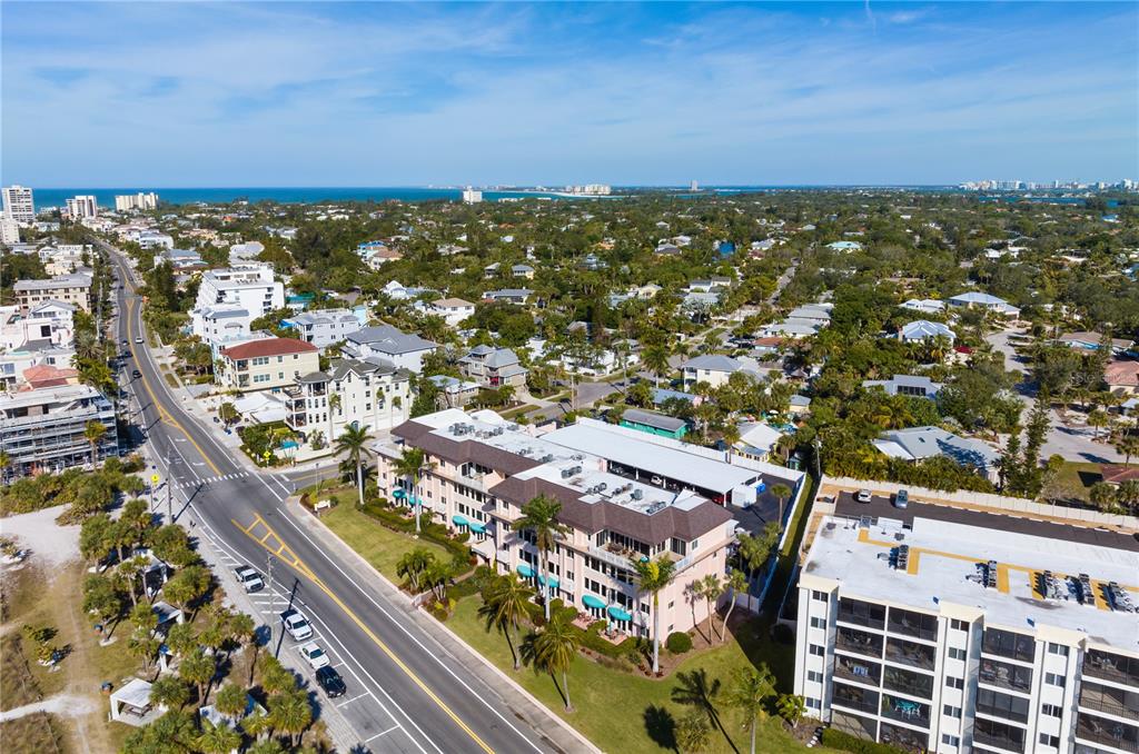 711 Beach Road, Unit 204 Sarasota, FL 34242 - Photo 25 of 34 Gallery Image 25