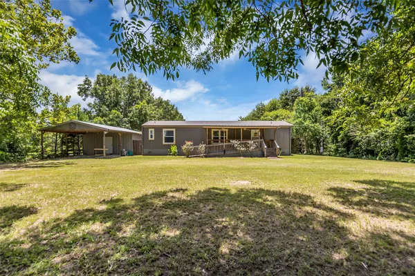 $199,900 | 1305 West 1st Street, Groveton, TX 75845