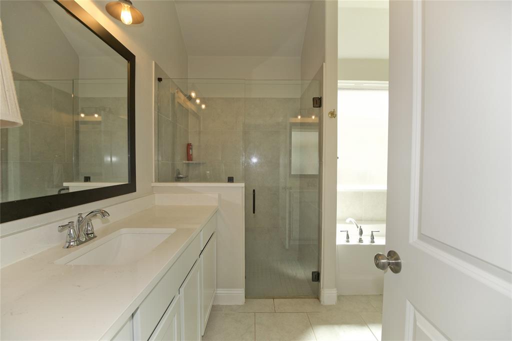 528 Mustang Lane Pilot Point, TX 76258 - Photo 15 of 25