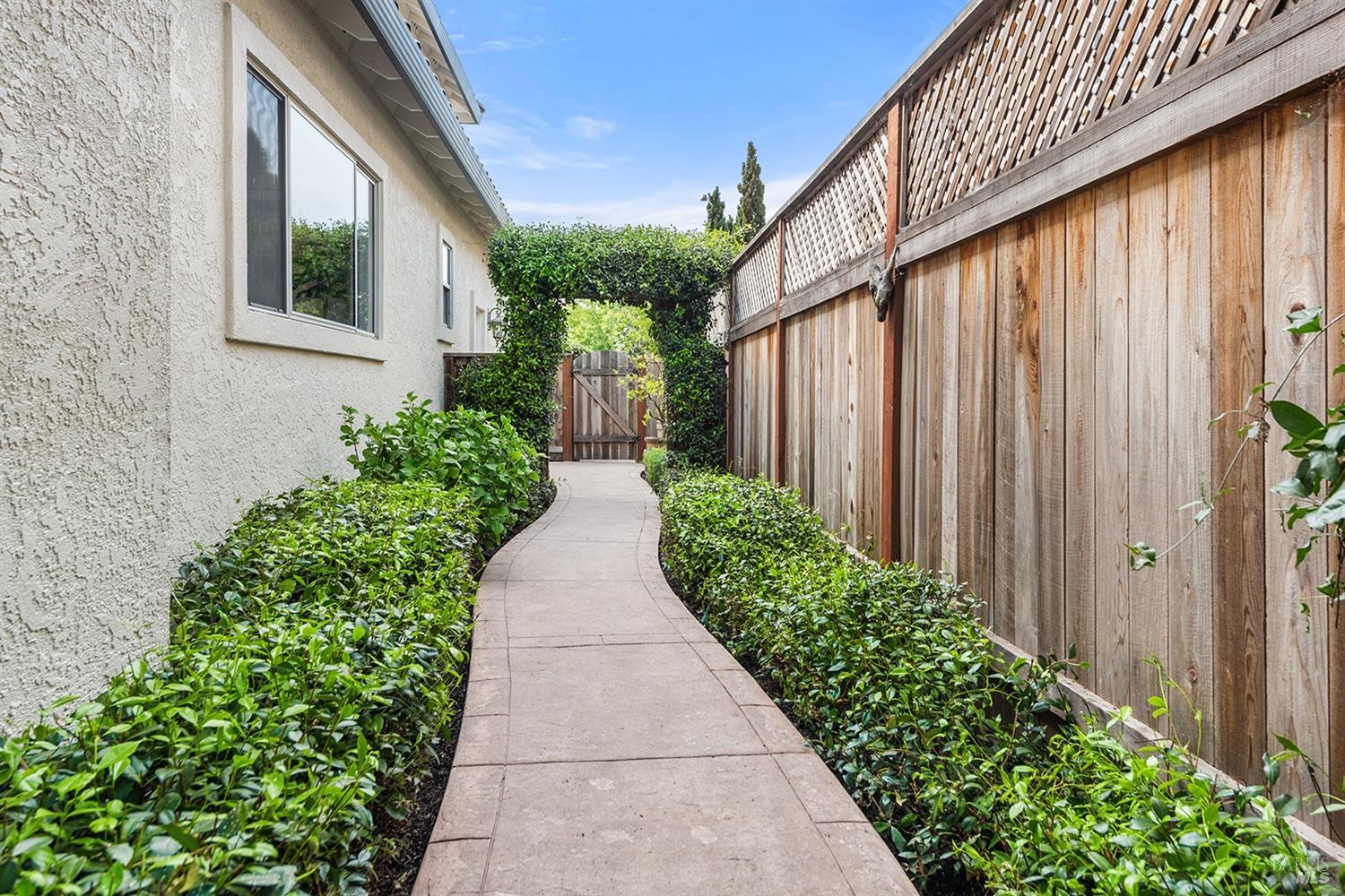 5426 Spring Lake Court Santa Rosa, CA 95409 - Photo 39 of 44