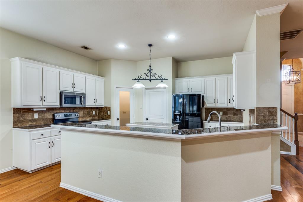 8312 Teja Trail Benbrook, TX 76126 - Photo 8 of 25